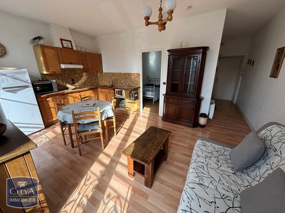 À LOUER : Appartement ancien T2 situé dans la charmante ....