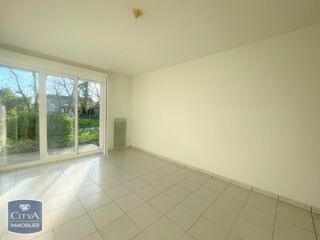  Appartement à louer 2 pièces 34 m²