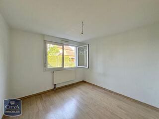  Appartement à louer 3 pièces 68 m²