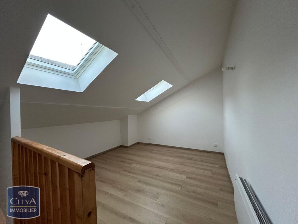 À LOUER : Maison de village T2 située à Soisy-sur-Seine,....