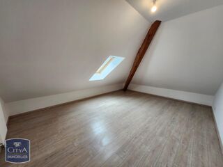  Appartement à louer 3 pièces 60 m²
