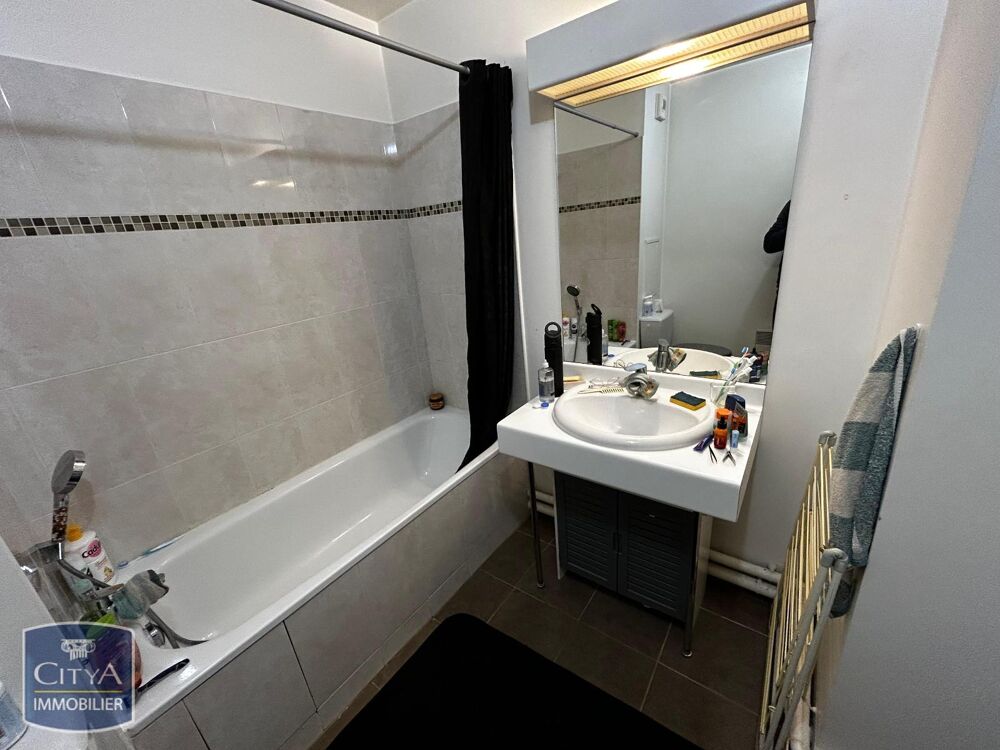 location Appartement - 1 pièce(s) - 35 m² Corbeil-Essonnes (91100)
