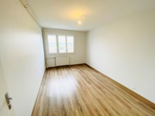  Appartement � louer 3 pi�ces 85 m�