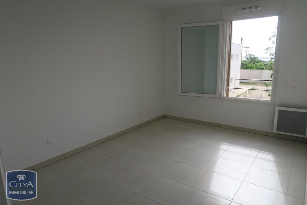 location Appartement - 3 pièce(s) - 59 m² Frontignan (34110)