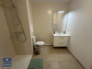  Appartement à louer 1 pièce 28 m²