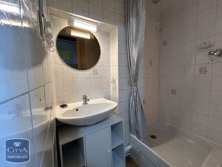  Appartement à louer 2 pièces 55 m²