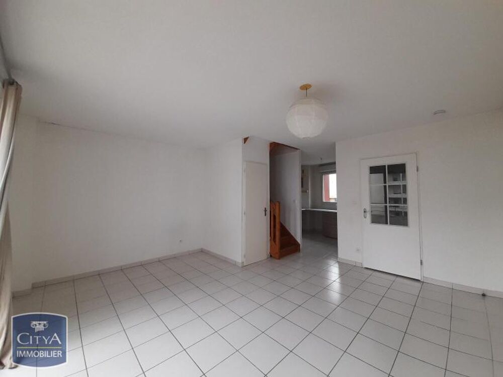 EXCLUSIVITÉ - T3 DUPLEX RESIDENCE SECURISEE À louer : à ....