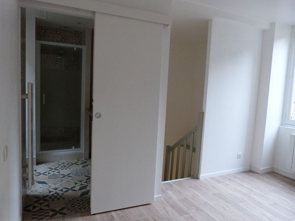 À LOUER : Appartement T2 situé à Volvic, dans le départe....