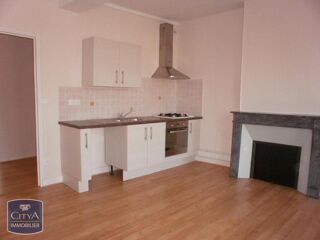  Appartement à louer 4 pièces 97 m²