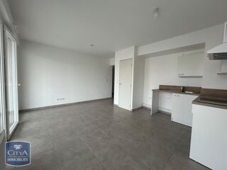  Appartement à louer 3 pièces 61 m²