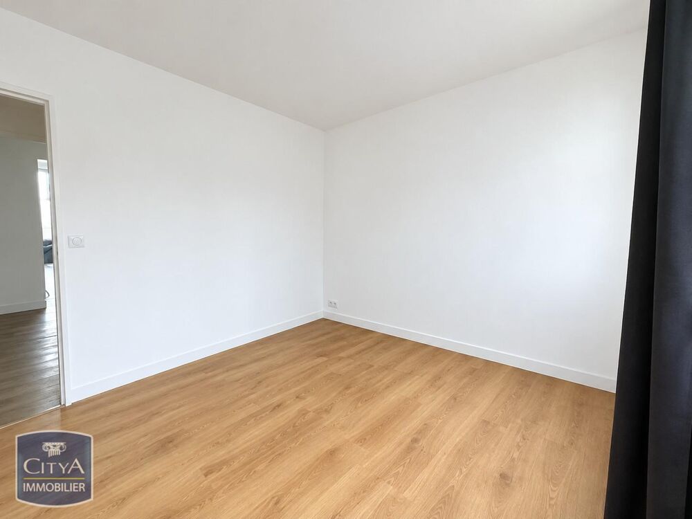 location Appartement - 3 pièce(s) - 72 m² Le Mans (72000)