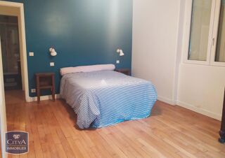  Appartement à louer 4 pièces 124 m²