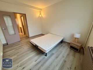  Appartement à louer 2 pièces 39 m²