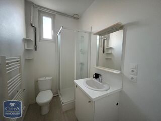  Appartement à louer 2 pièces 44 m²