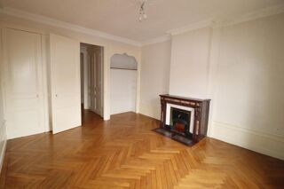  Appartement � louer 4 pi�ces 121 m�