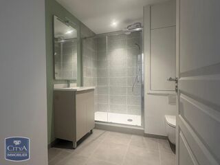  Appartement à louer 1 pièce 32 m²