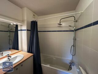  Appartement à louer 2 pièces 37 m²