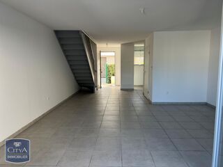  Maison à louer 3 pièces 74 m²
