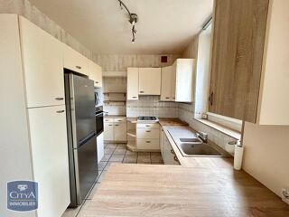  Maison à louer 8 pièces 180 m²