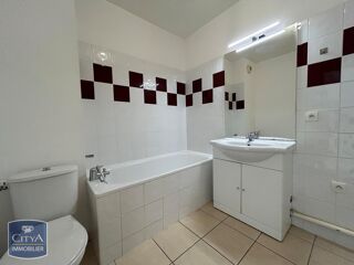  Appartement à louer 2 pièces 37 m²