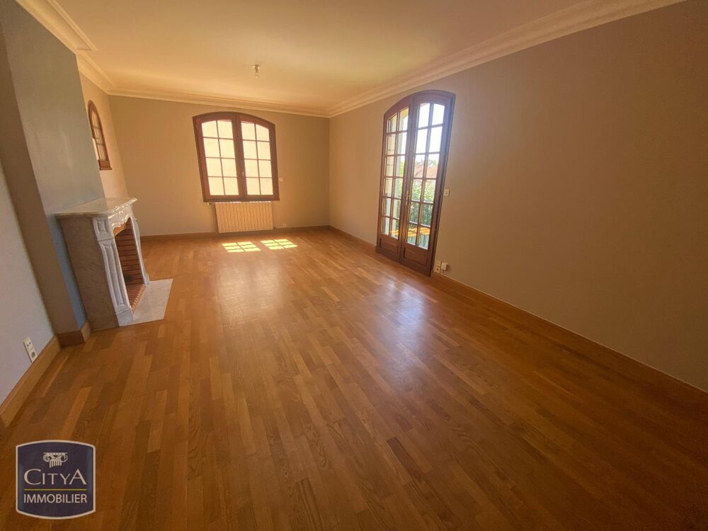 location Maison - 4 pièce(s) - 140 m² Cholet (49300)
