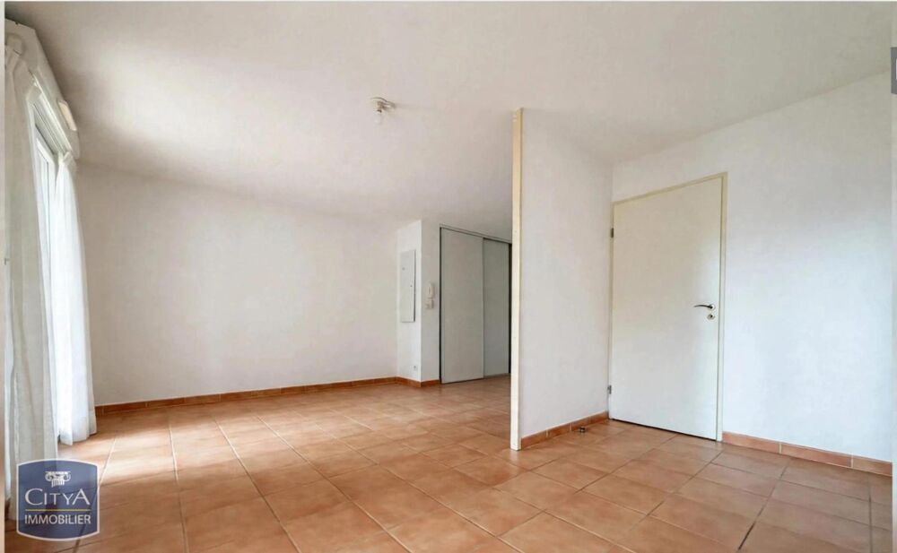 location Appartement - 1 pièce(s) - 29 m² Vedène (84270)