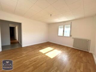  Appartement à louer 3 pièces 64 m²