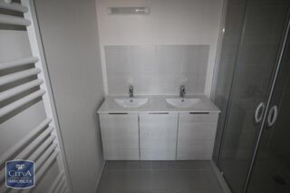  Appartement à louer 2 pièces 53 m²