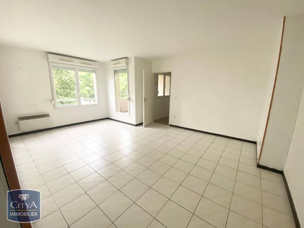 location Appartement - 2 pièce(s) - 55 m² Cambrai (59400)