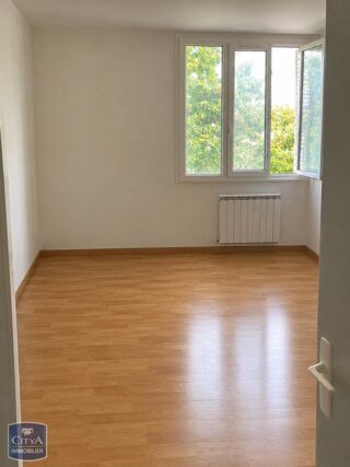  Appartement à louer 1 pièce 27 m²