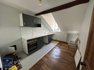  Appartement à louer 3 pièces 79 m²