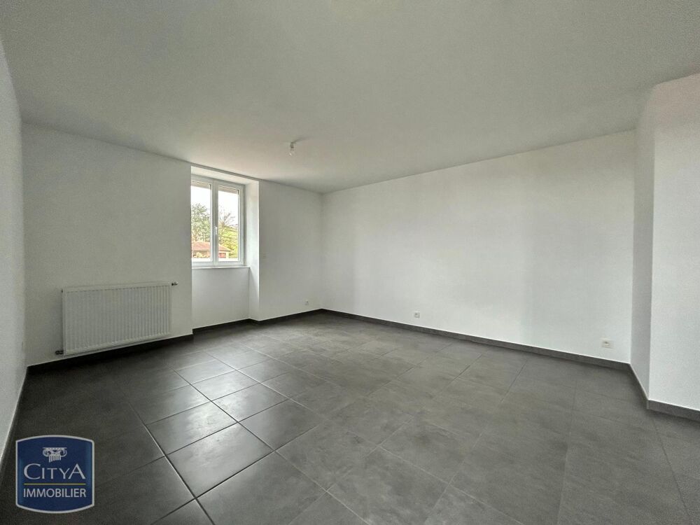 A louer : Appartement de type 4 rénové d'une surface de ....