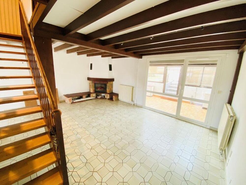 location Maison - 4 pièce(s) - 89 m² Mâcon (71000)