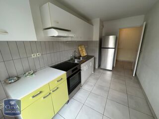  Appartement à louer 5 pièces 87 m²