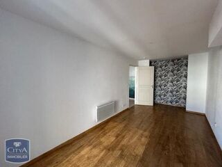  Appartement à louer 2 pièces 37 m²