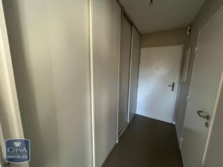  Appartement à louer 1 pièce 24 m²