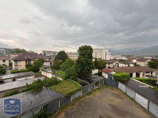  Appartement à louer 3 pièces 58 m²