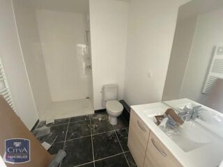  Appartement à louer 2 pièces 37 m²