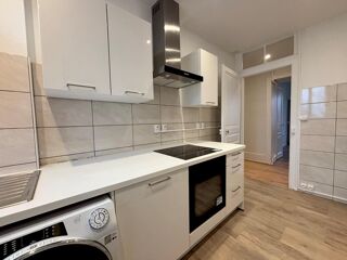  Appartement à louer 5 pièces 107 m²