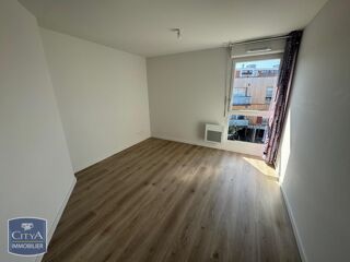  Appartement à louer 2 pièces 43 m²
