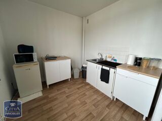  Appartement à louer 1 pièce 28 m²