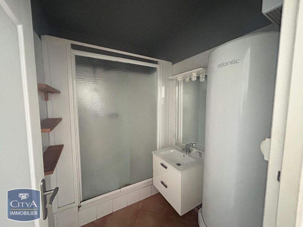 location Appartement - 2 pièce(s) - 45 m² Marseille 5