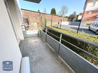  Appartement à louer 3 pièces 65 m²
