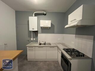  Appartement à louer 3 pièces 81 m²