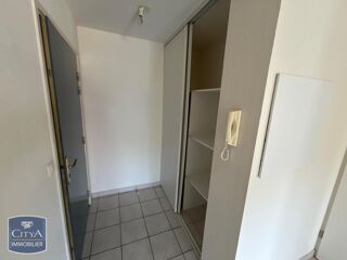  Appartement à louer 2 pièces 46 m²