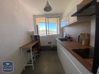  Appartement à louer 1 pièce 32 m²