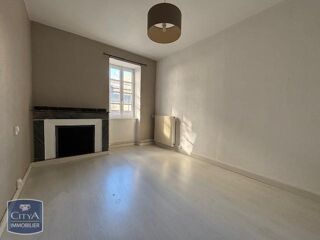  Appartement à louer 3 pièces 77 m²