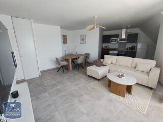  Appartement à louer 4 pièces 85 m²