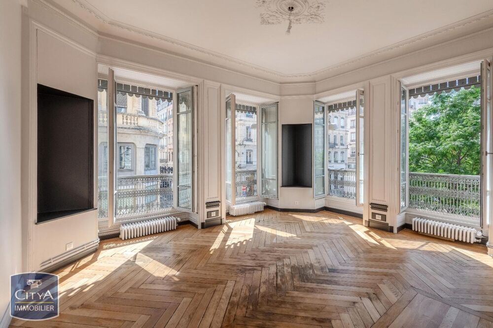 location Appartement - 5 pièce(s) - 125 m² Lyon 2