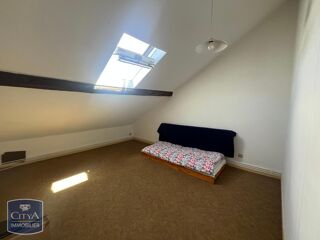  Appartement à louer 2 pièces 33 m²